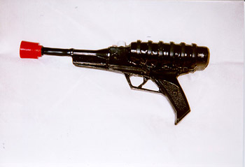 [1st Season Laser Pistol]
